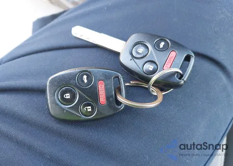 2011 Honda Accord 3.5 Ex-L from USA, damaged, VIN 1HGCP3F83BA008793